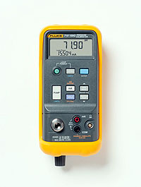 Fluke 719 便攜式自動壓力校準器 